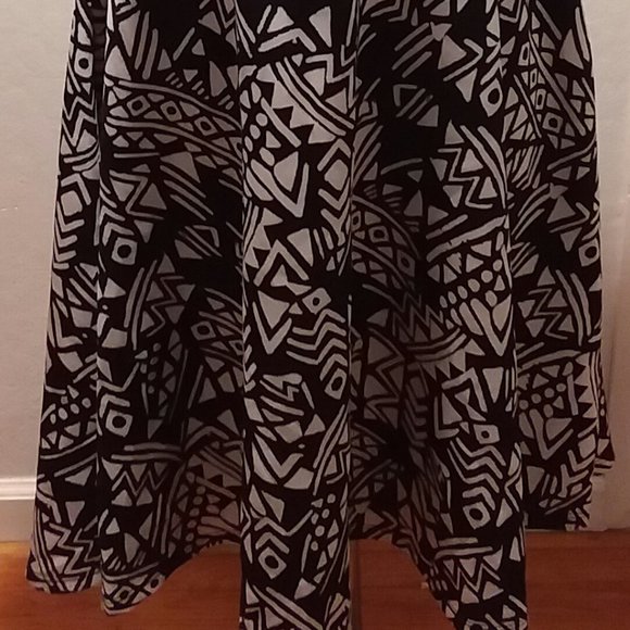 TORRID Skater Dress Sz.1X - Picture 2 of 3